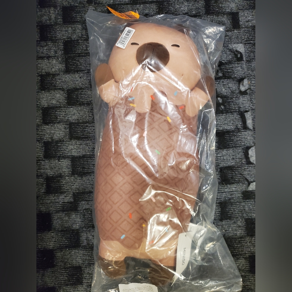Miniso Stuff Plush Cuddle Toy Capybara 20" NWT - Picture 3 of 12